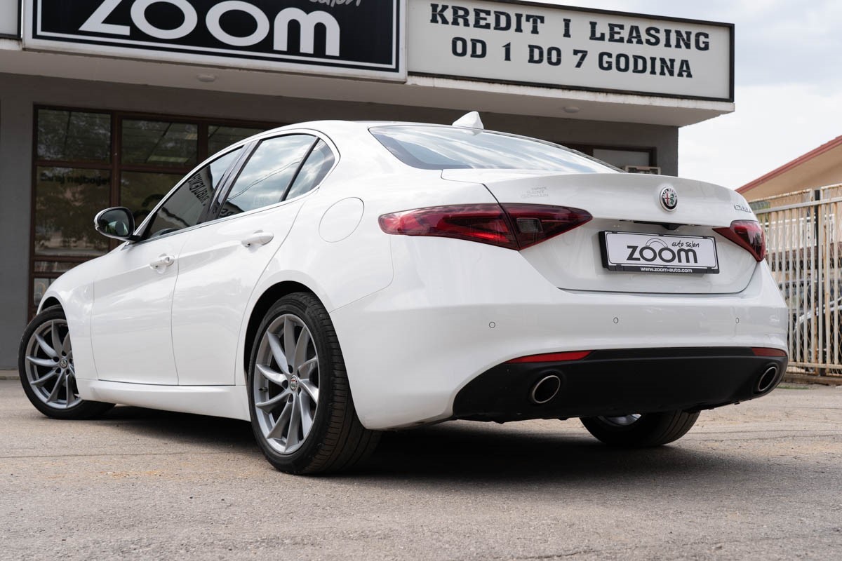Alfa Romeo Giulia 2.2D