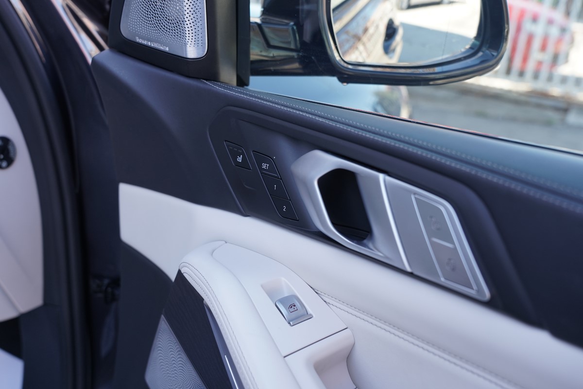 BMW
 X7 XDRIVE M50D
