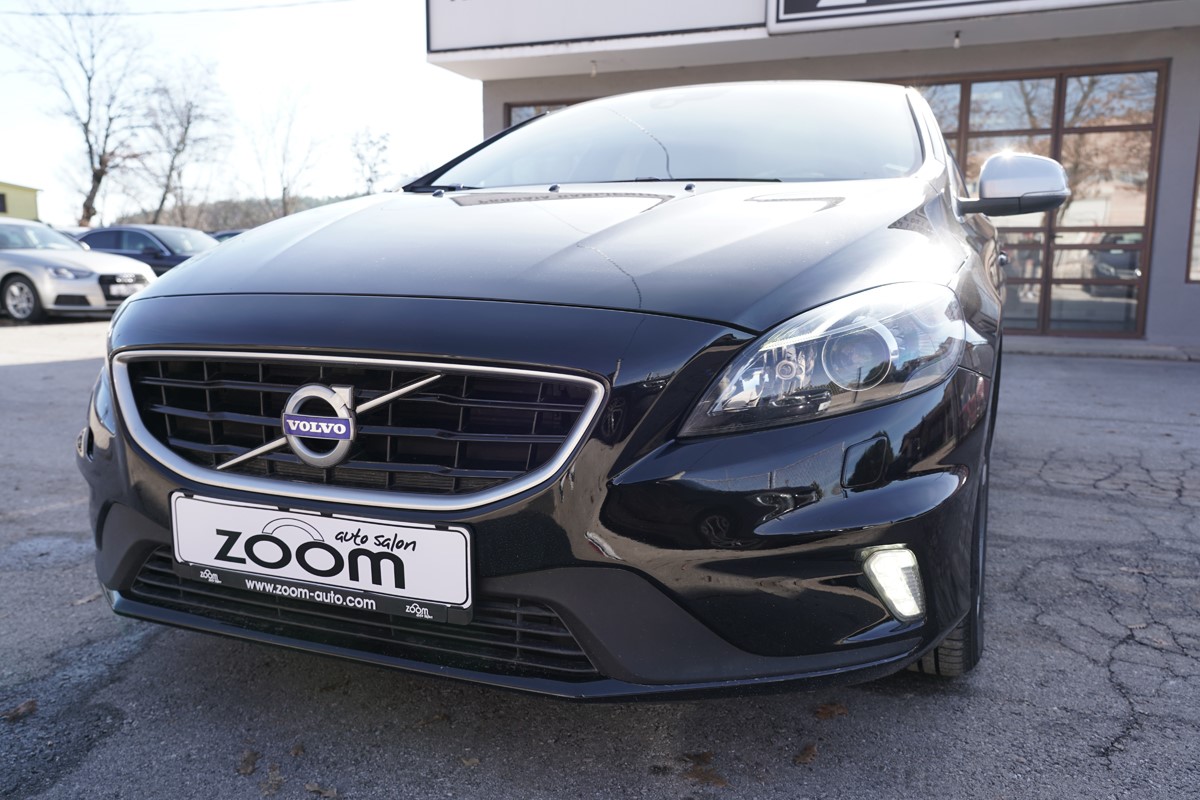 Volvo
 V40 D2 BUSINESS SPORT 5D