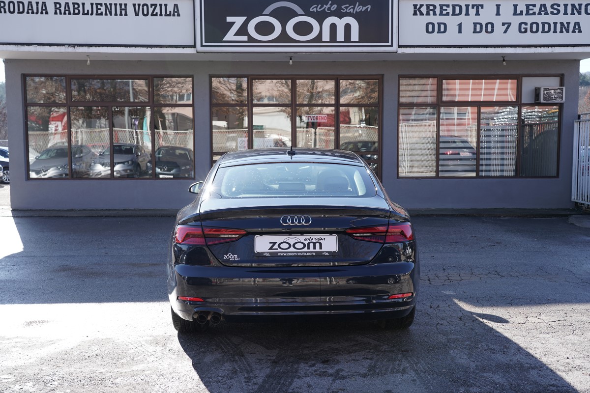 Audi A5
 2.0 TDI Sportback