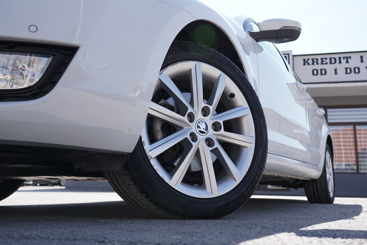 Škoda Octavia Combi 2.0 TDI  DSG