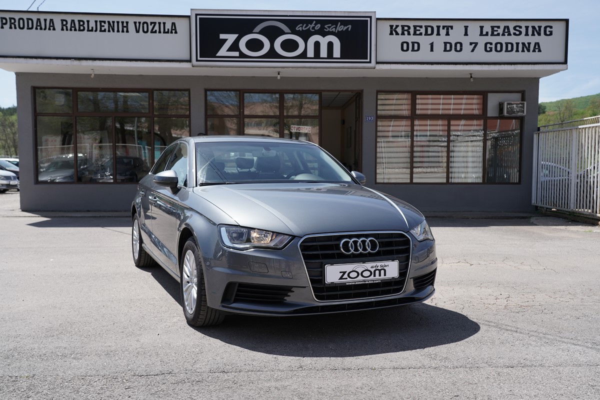 Audi A3
 1.6 TDi S-Tronic Berline Ambiente