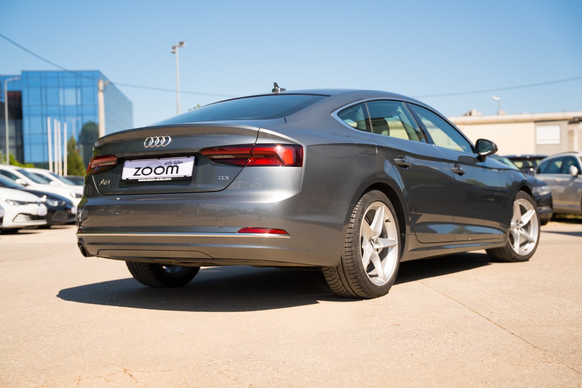 Audi A5
 2.0 TDI Sportback