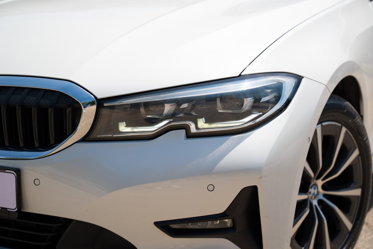 BMW
 3-Series 318D