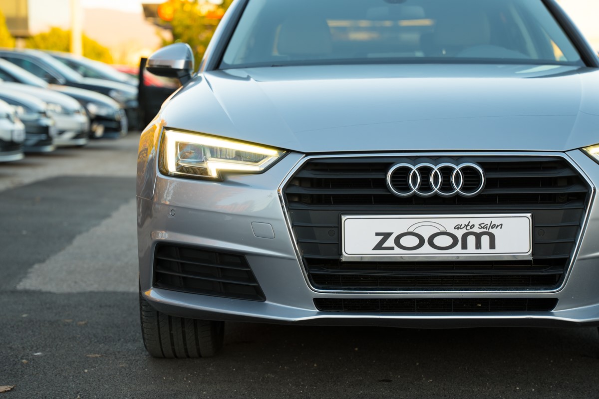 Audi A4
 35 TDI S-tronic Bussines Line