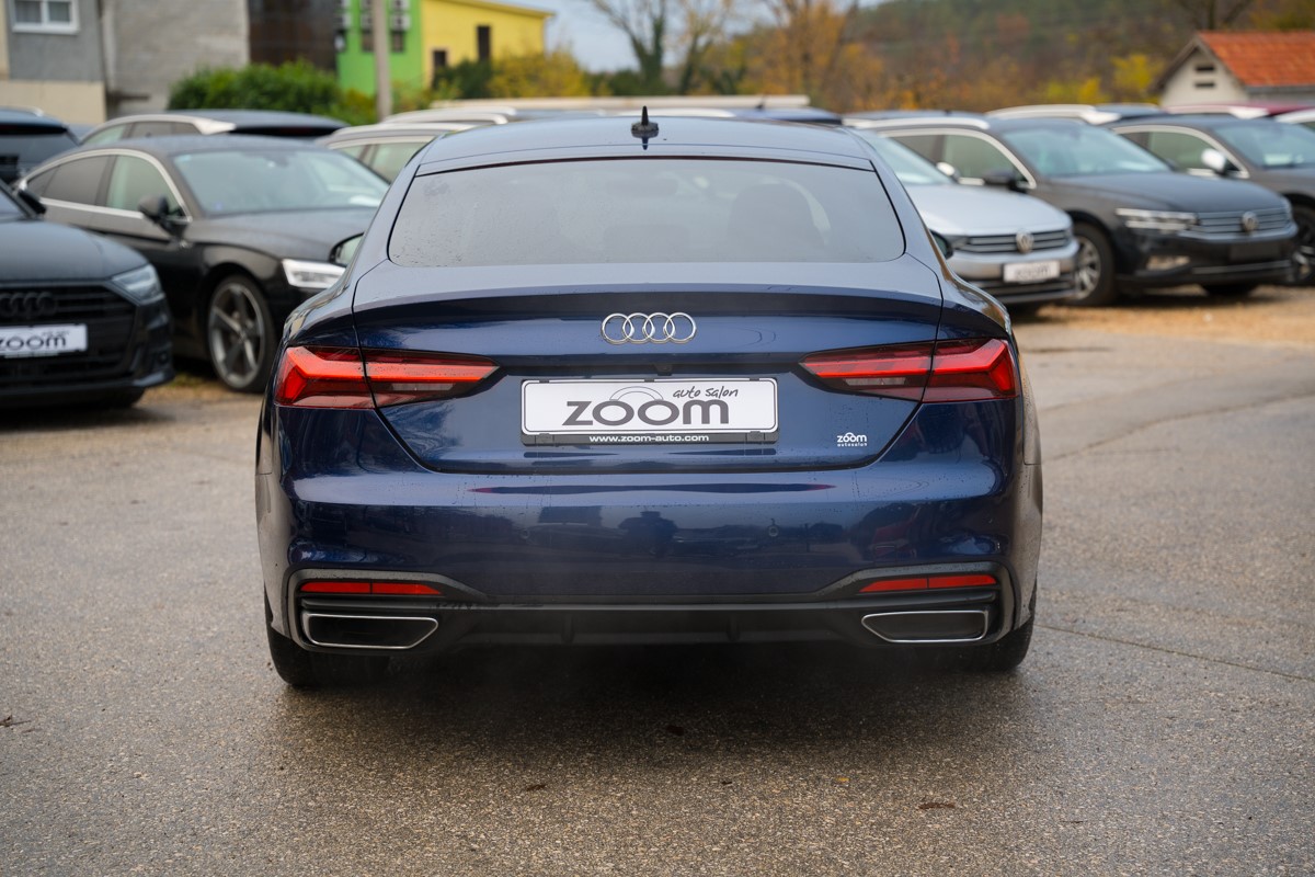 Audi A5
 2.0 TDI SPORTBACK