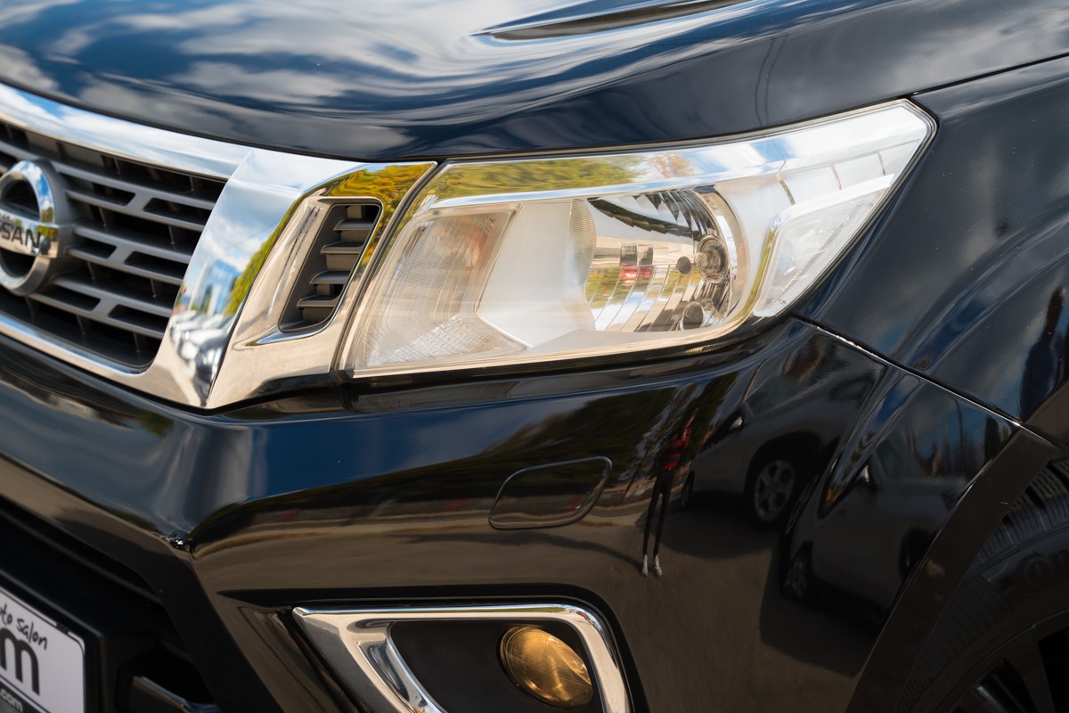 Nissan
 Navara 2,3 DCI 4X4