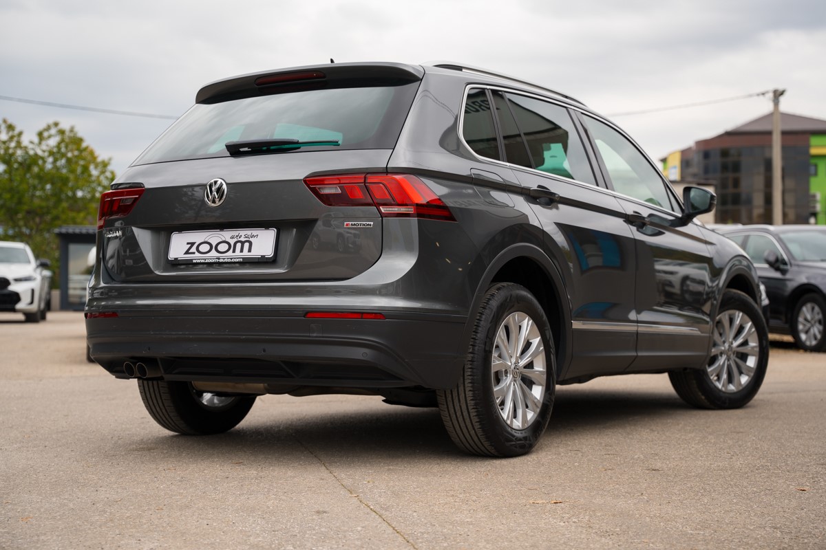 Volkswagen Tiguan
 2.0 TDI DSG 4MOTION