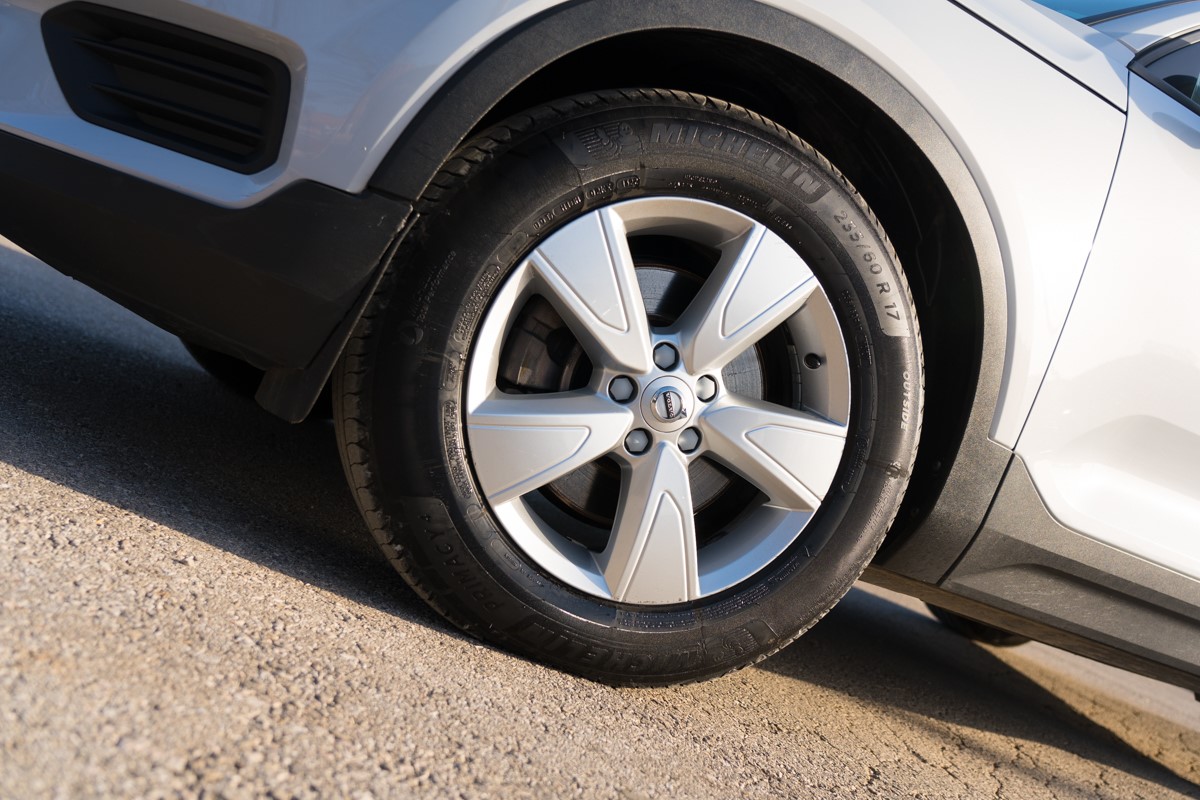 Volvo
 XC40 2.0D D3 AWD 4X4