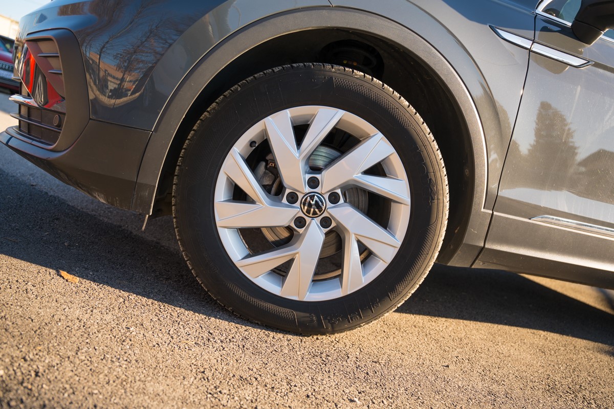 Volkswagen Tiguan
 2.0 TDI DSG 4MOTION