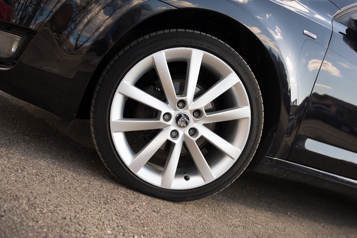 Škoda Octavia 2.0 TDI DSG JOY