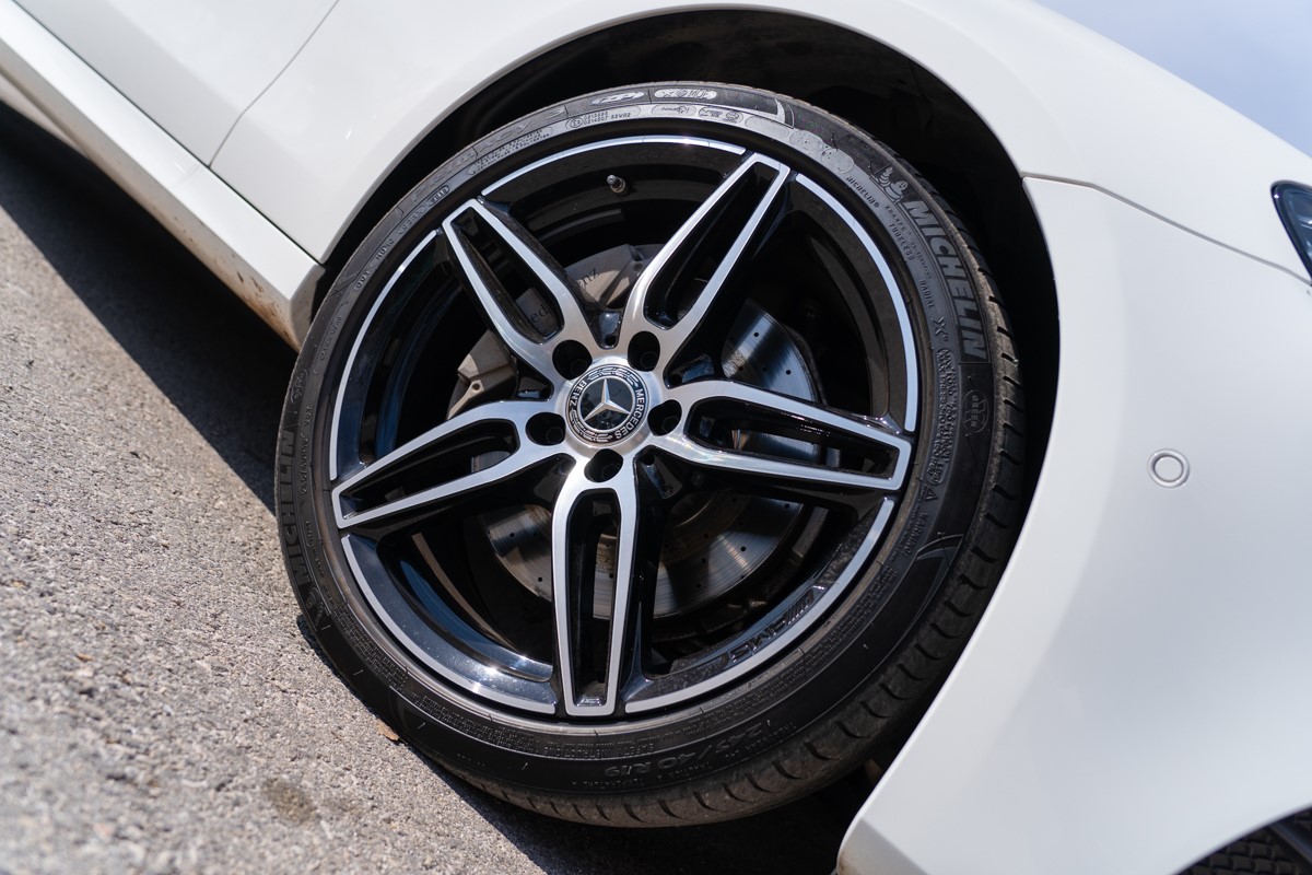Mercedes-Benz E-Class
 E 220 D 4 MATIC