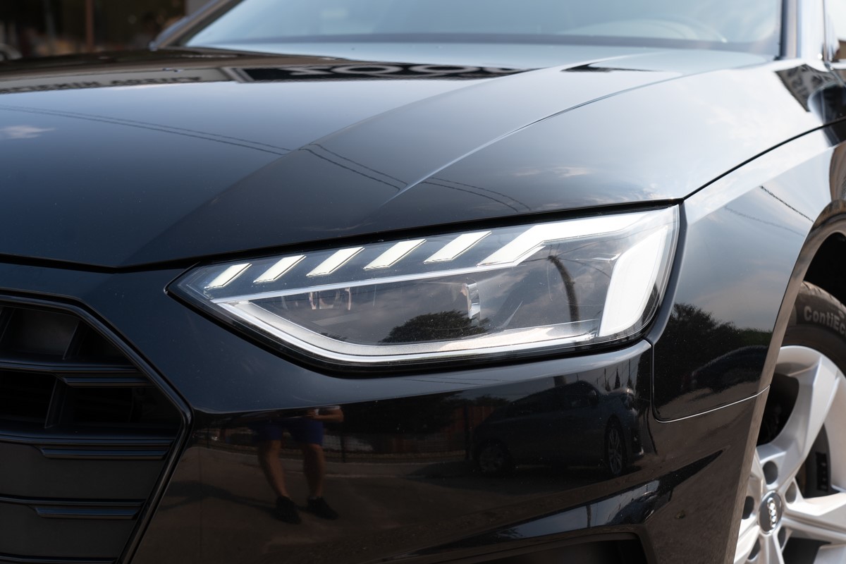 Audi A4
 30 TDI S-Tronic Business
