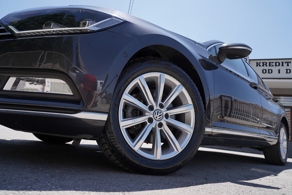 Volkswagen Passat 2.0 TDi DSG Carat Exclusive