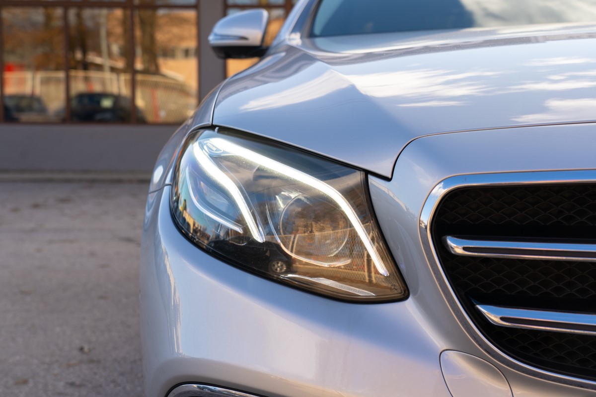 Mercedes-Benz E-Class
 200 D Business Solution