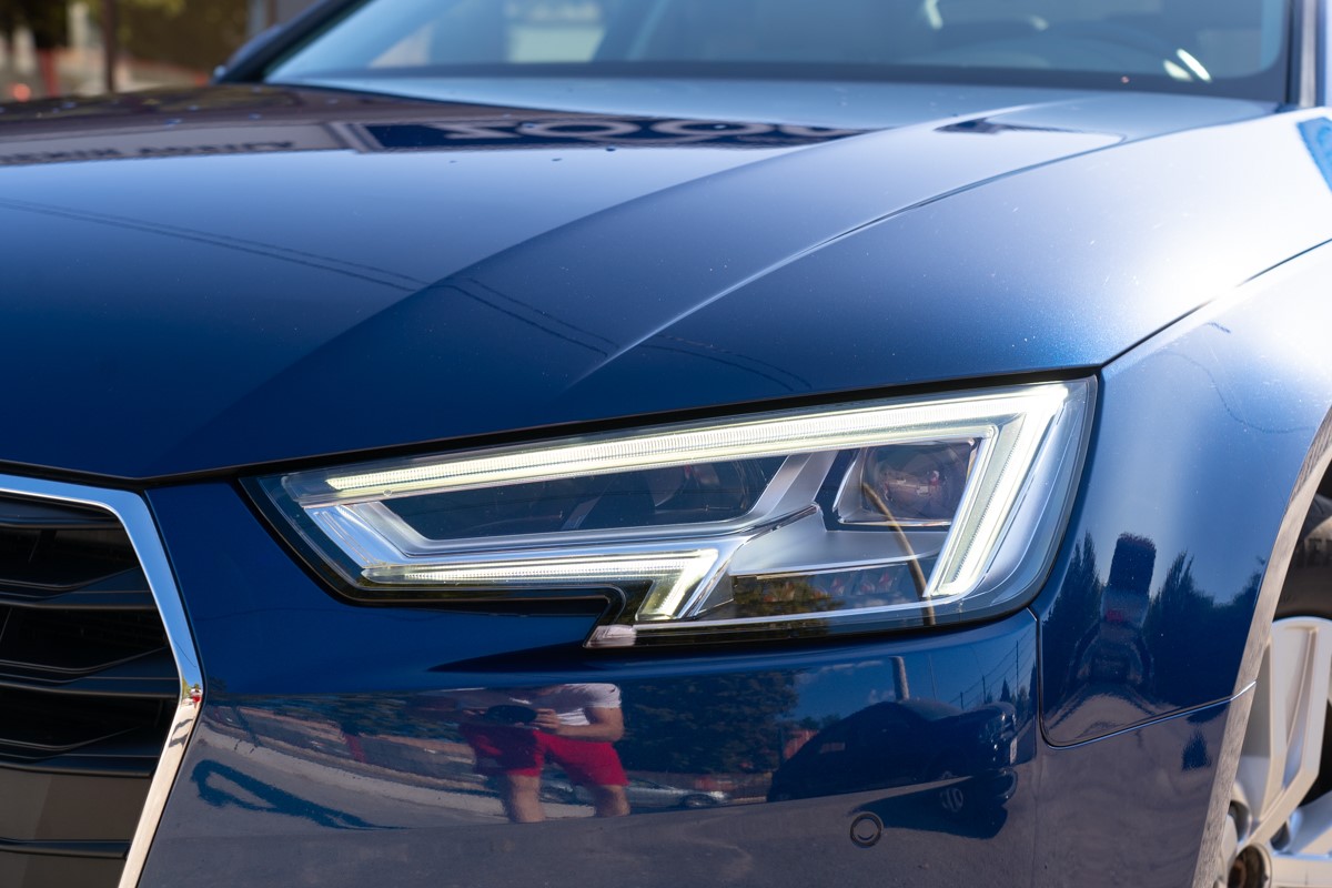 Audi A4
 2,0 TDI