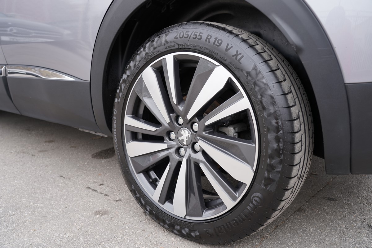 Peugeot 3008 1,6 BlueHDI