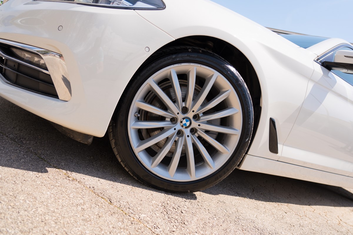 BMW
 5-Series 520d xDrive