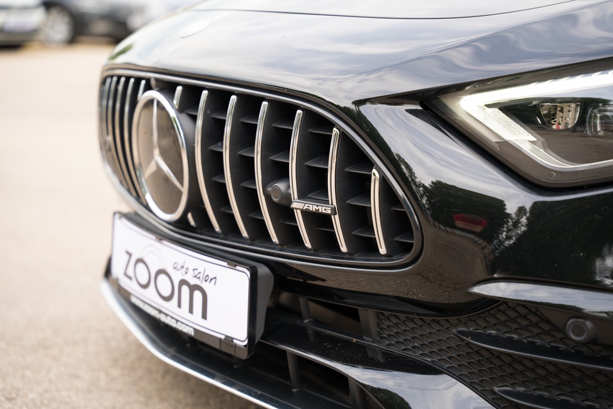 Mercedes-Benz SL-Class
 43 AMG