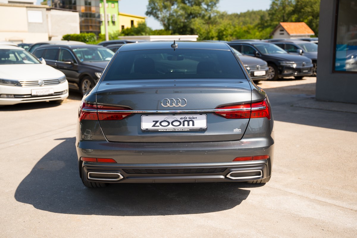 Audi A6
 2.0 TDI S line