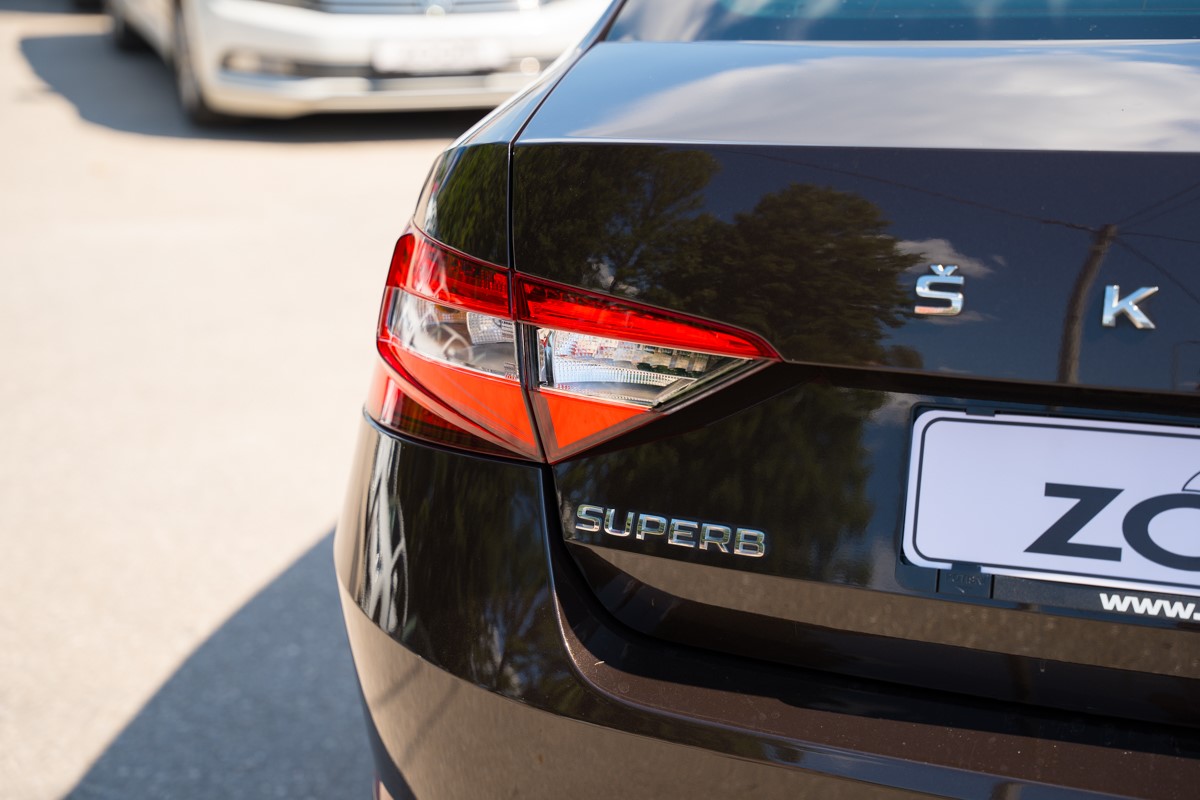 Škoda Superb 2.0 TDI DSG