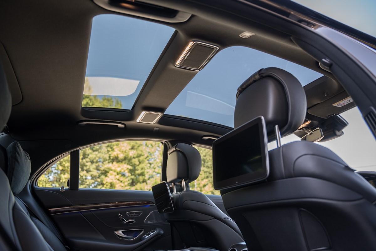 Mercedes-Benz S-Class
 400 D 4 MATIC AMG