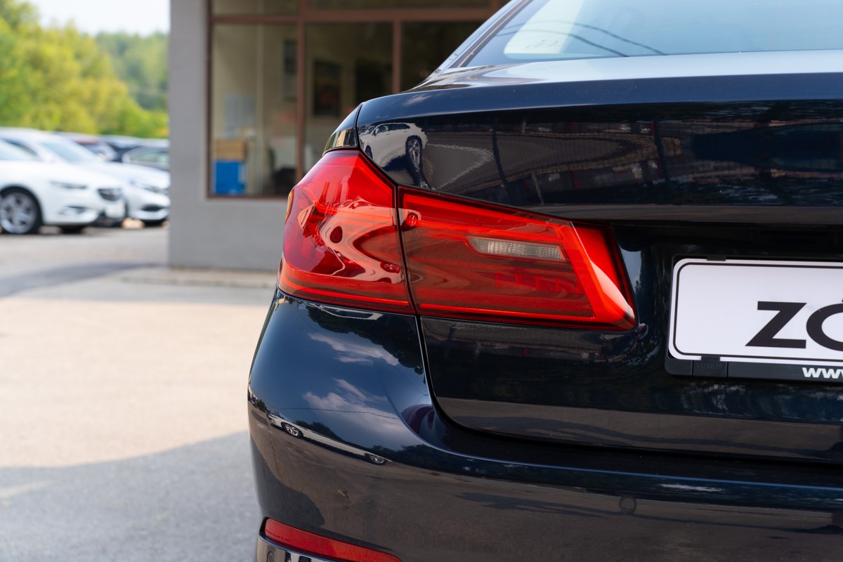 BMW
 5-Series 530 D