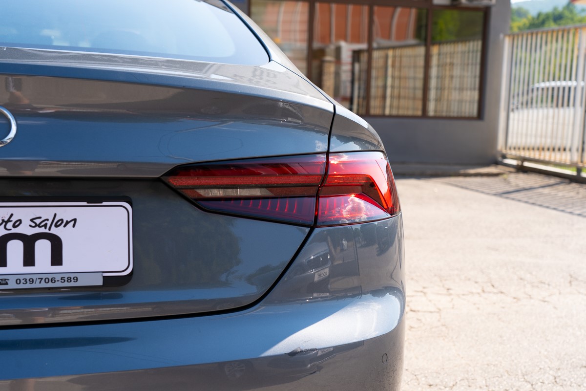 Audi A5
 35 TDi Sportback Business Edition S-tronic
