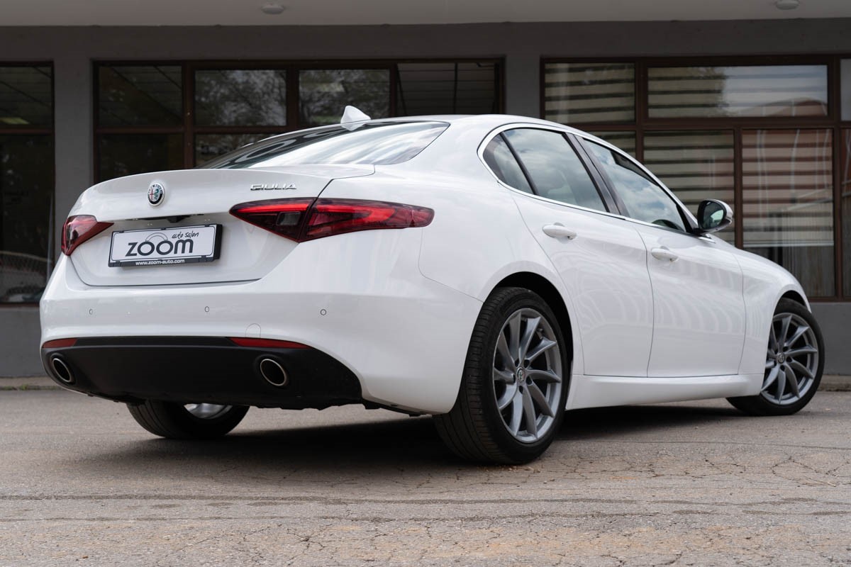Alfa Romeo Giulia 2.2D