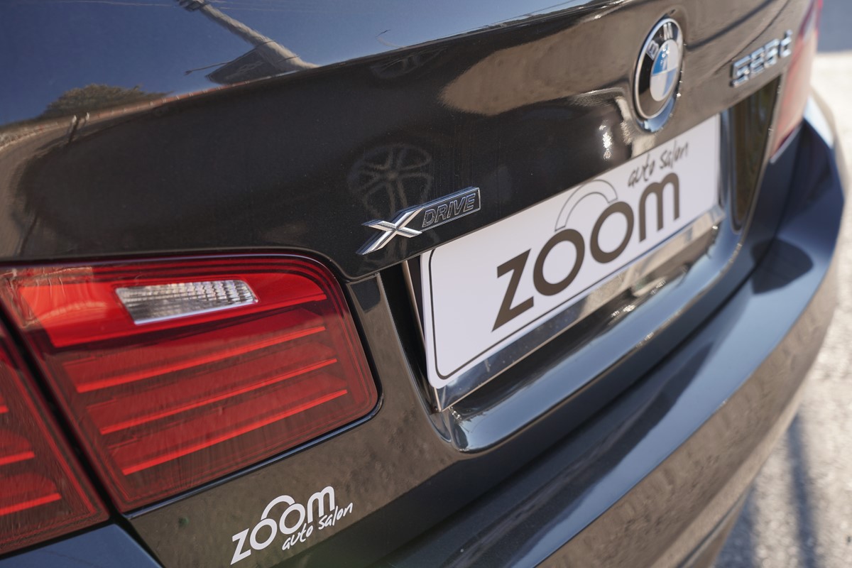 BMW
 5-Series 525 D XDRIVE