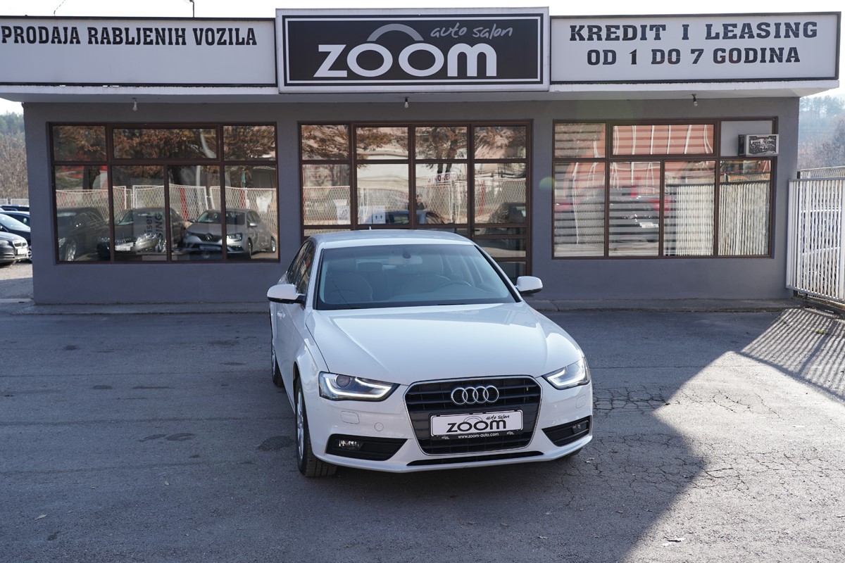 Audi A4
 2.0 TDI