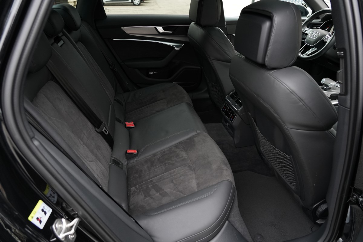 Audi A6
 50 TDI Sportline Quattro