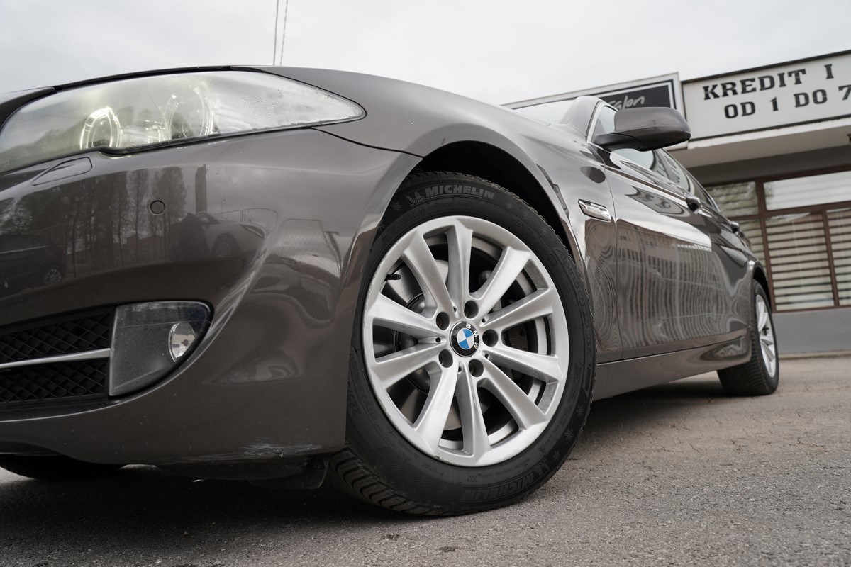 BMW
 5-Series 530D XDRIVE