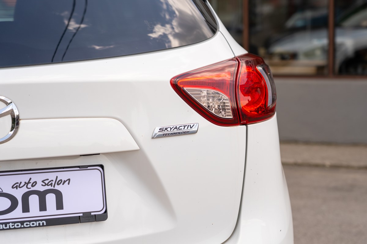 Mazda
 CX-5 2,2 D