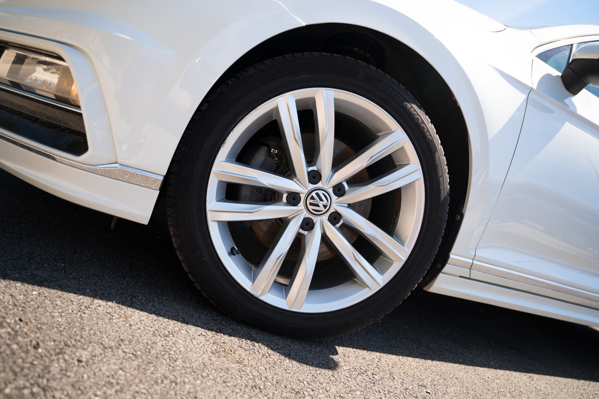 Volkswagen Passat 2.0 TDI DSG R-line