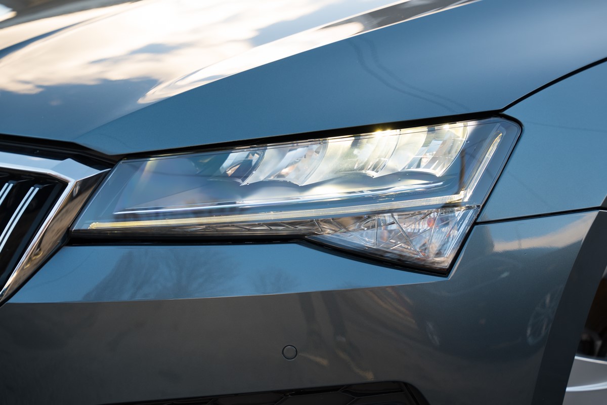 Škoda Superb 1.6 TDI DSG