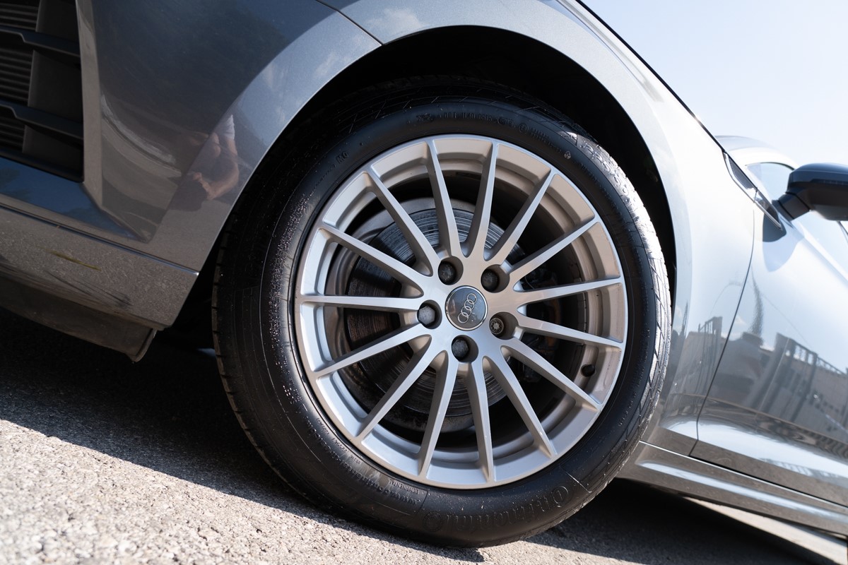 Audi A5
 35 TDi Sportback Business Edition S-tronic