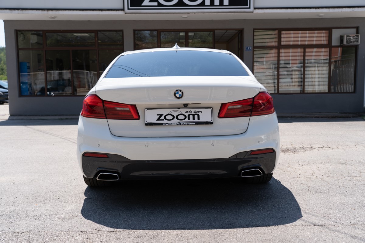 BMW
 5-Series 530 dA xDRIVE