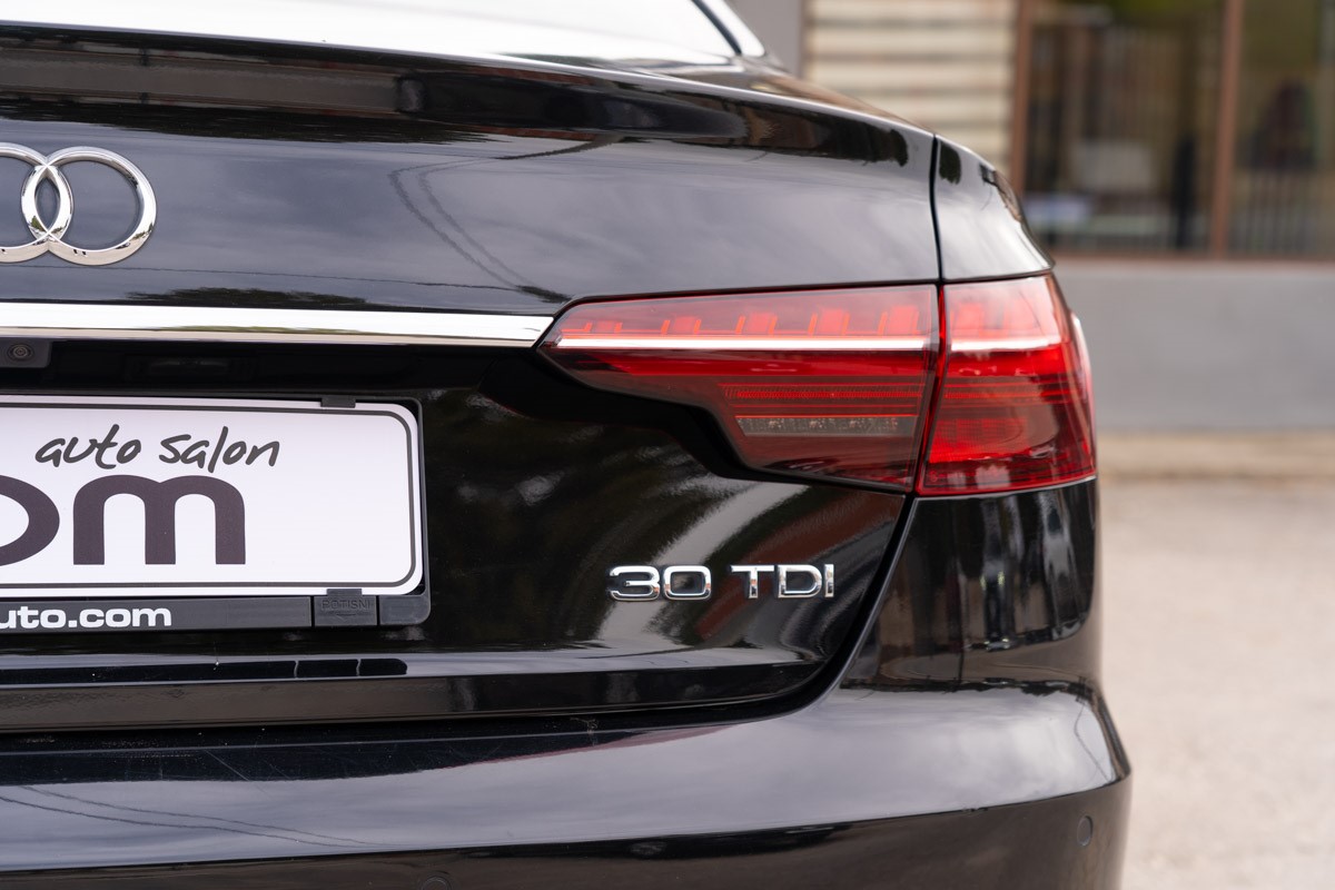 Audi A4
 2,0 TDI