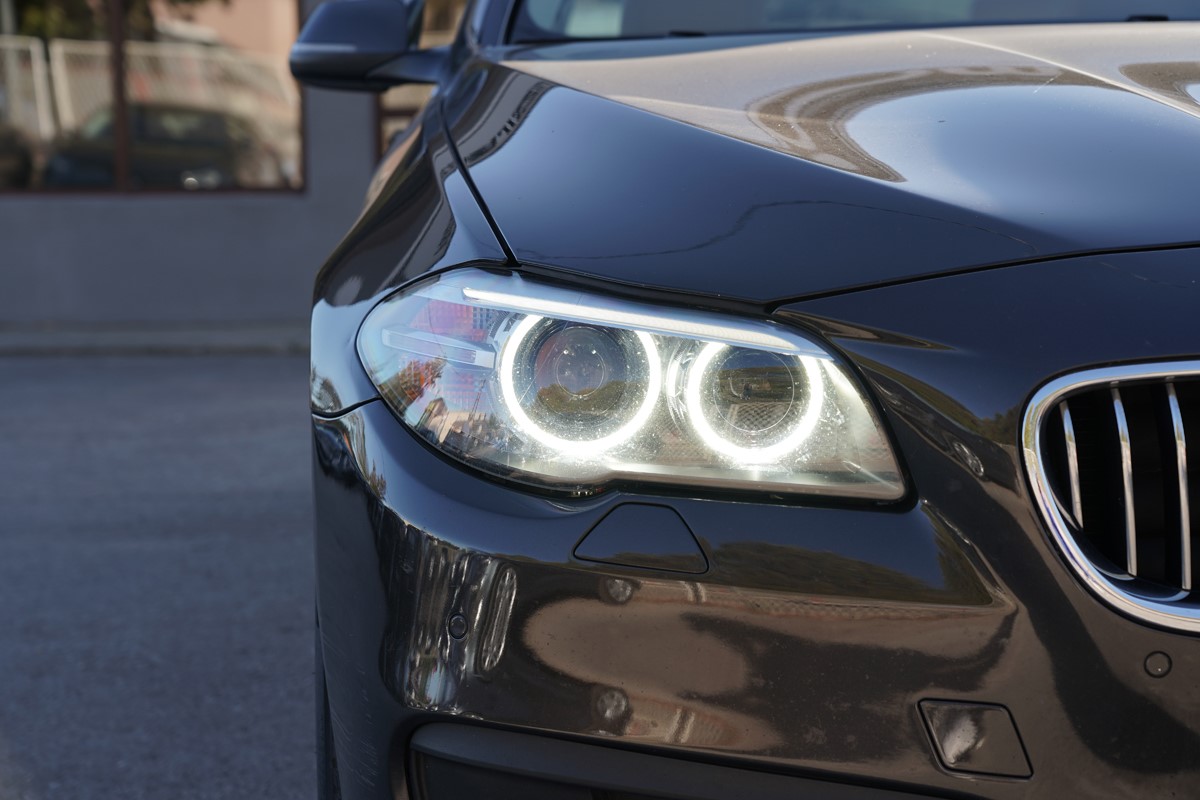 BMW
 5-Series 525 D XDRIVE