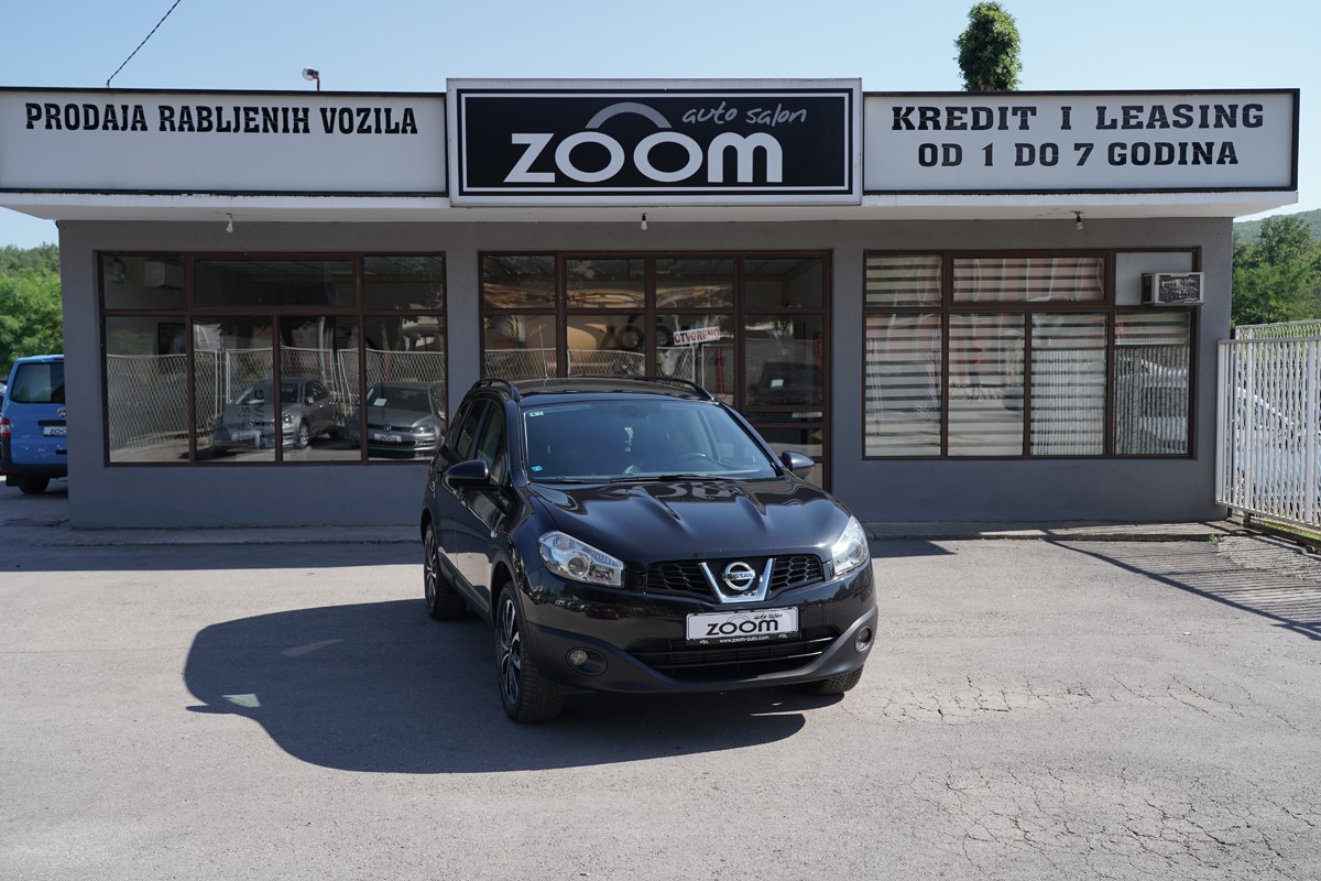 Nissan
 Qashqai +2 1.6 dCi 7 Sjedala