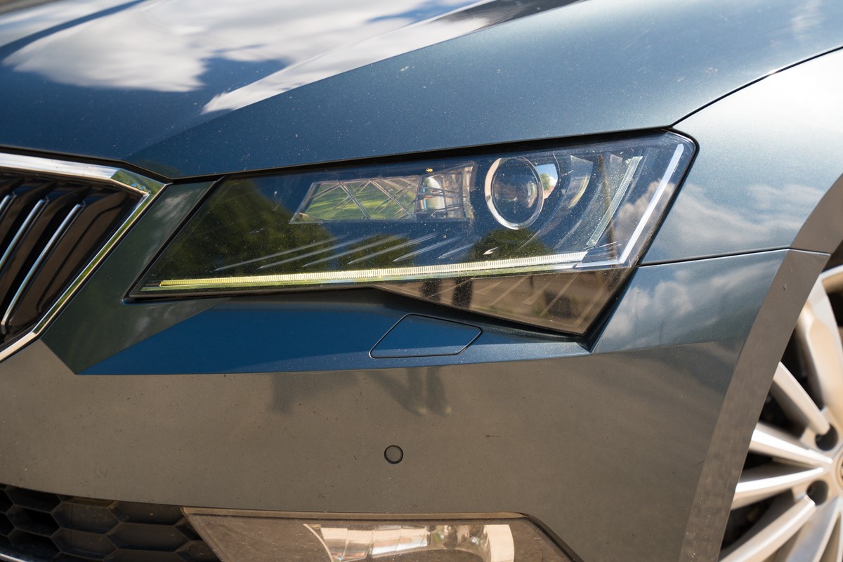 Škoda Superb 2.0 TDI DSG L&K