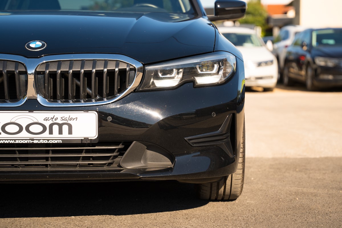 BMW
 3-Series 320 D XDrive