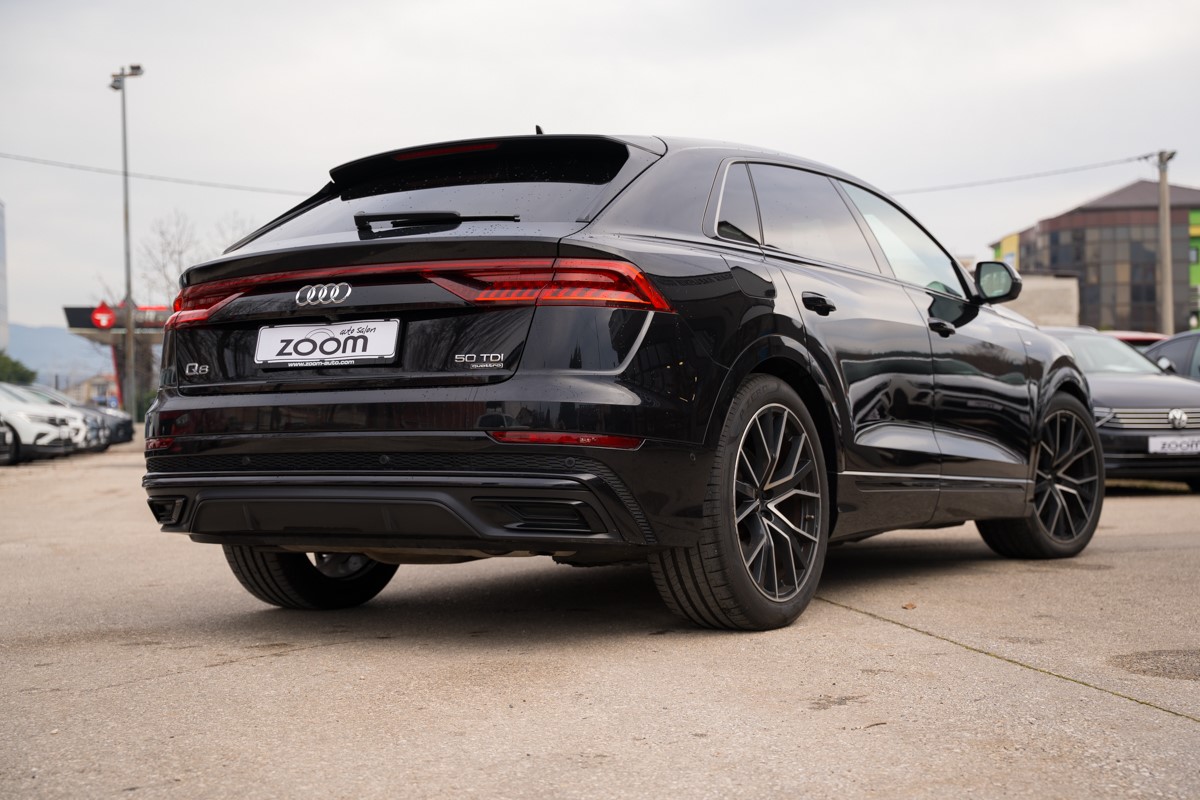 Audi Q8 50 TDI S line QUATTRO