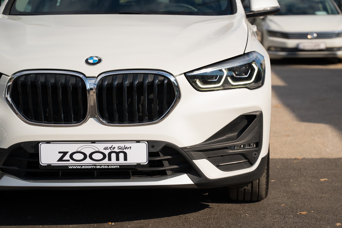 BMW
 X1 18 D sDrive