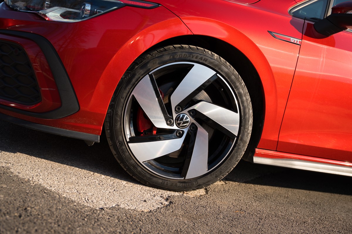 Volkswagen Golf GTI 2.0 TSI DSG