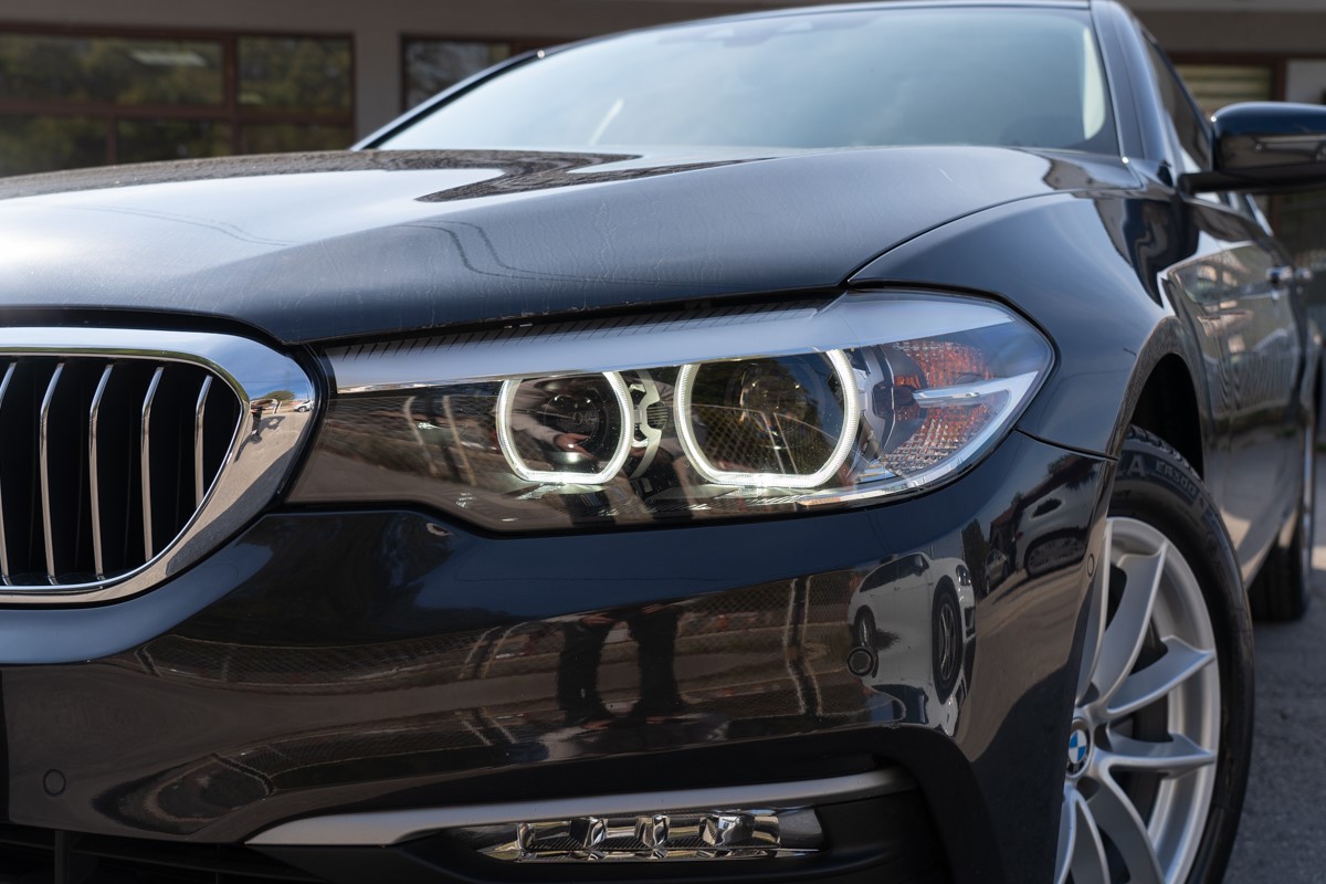 BMW
 5-Series 520dA Business