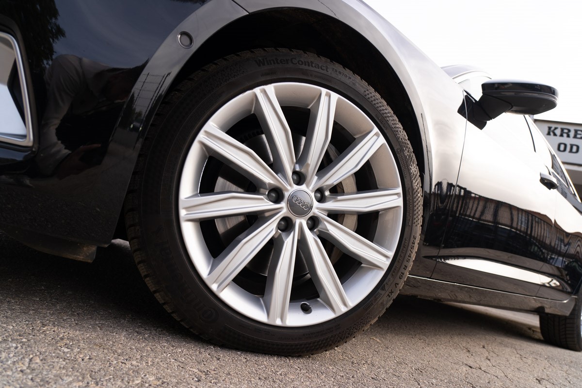 Audi A6
 3,0 TDI 50 Quattro