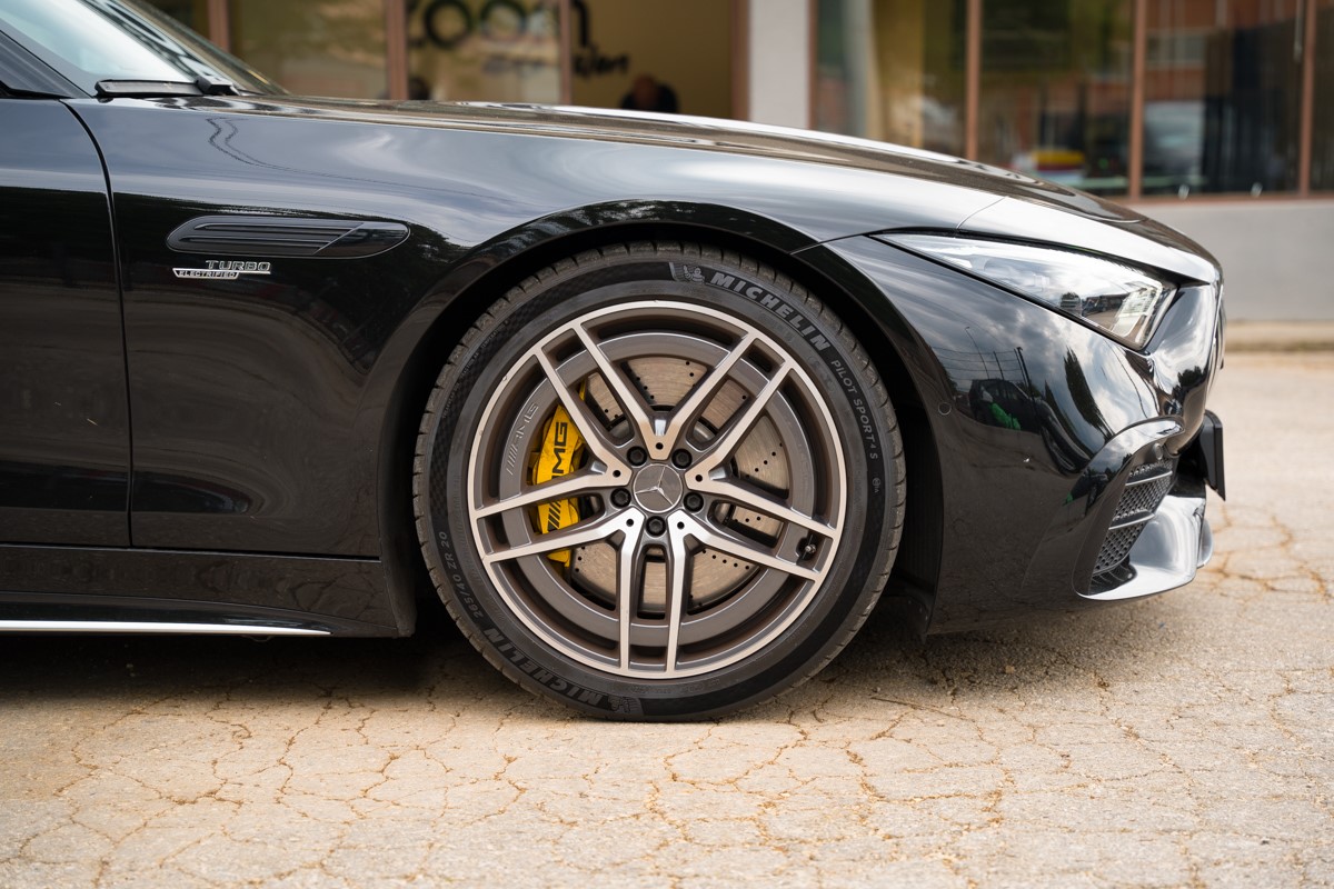 Mercedes-Benz SL-Class
 43 AMG