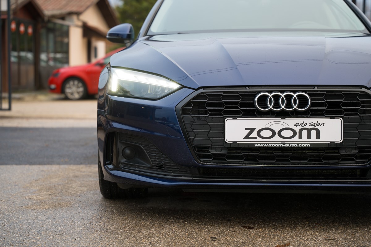 Audi A5
 2.0 TDI SPORTBACK